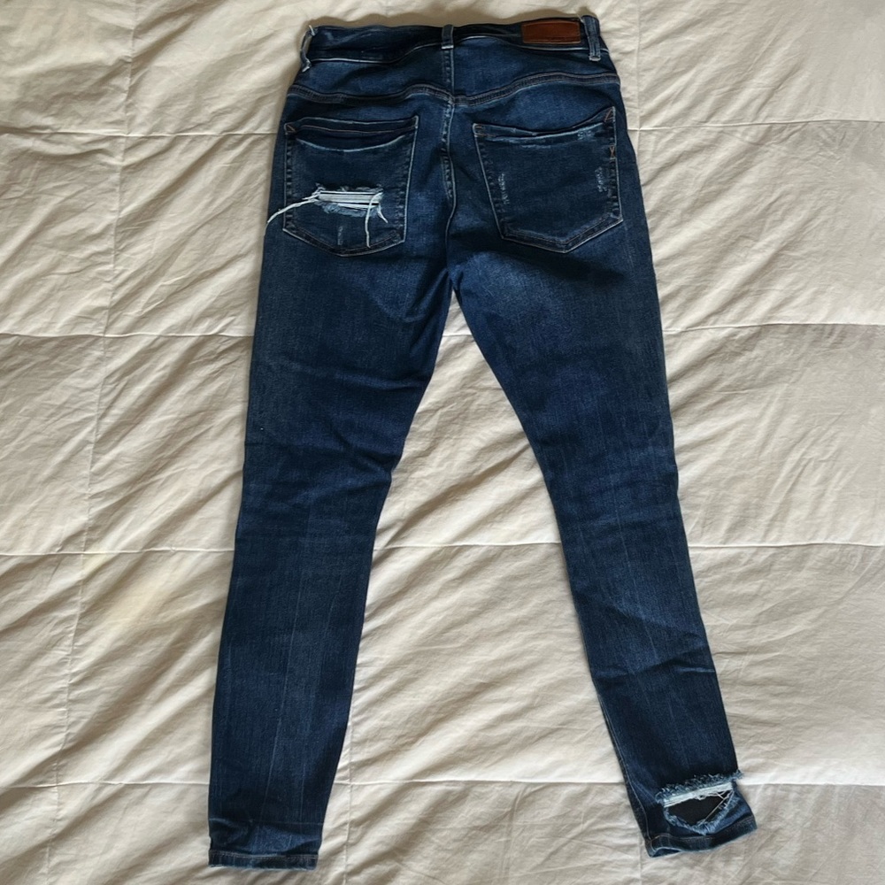 High Rise Dark Wash Ripped Jeggings - Picture 2 of 3